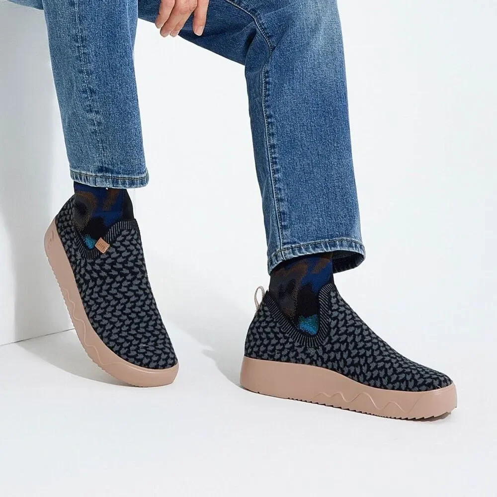 UIN Men's Shoes Slip On Knitted Comfort Sneaker(Fuerteventura1-Mysterious Black)